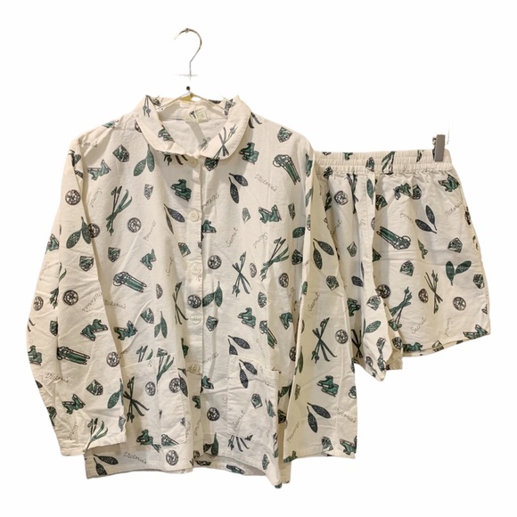 Victoria’s Secret Gold Label Fleece Winter Sports Printed Pajama Shorts Set M - Picture 1 of 3